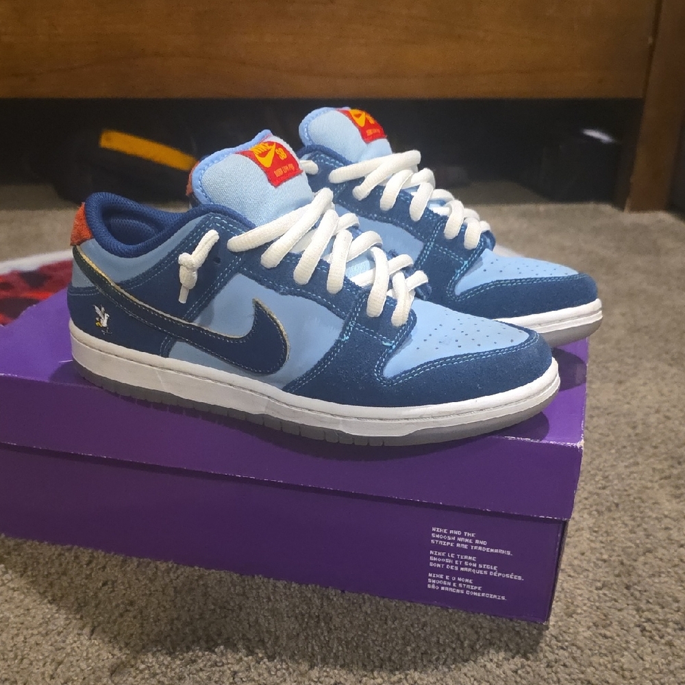 Nike Two-Tone Blue Sneakers